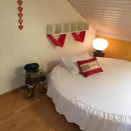 Quarto em Acomodações Particulares Kelly Lausana